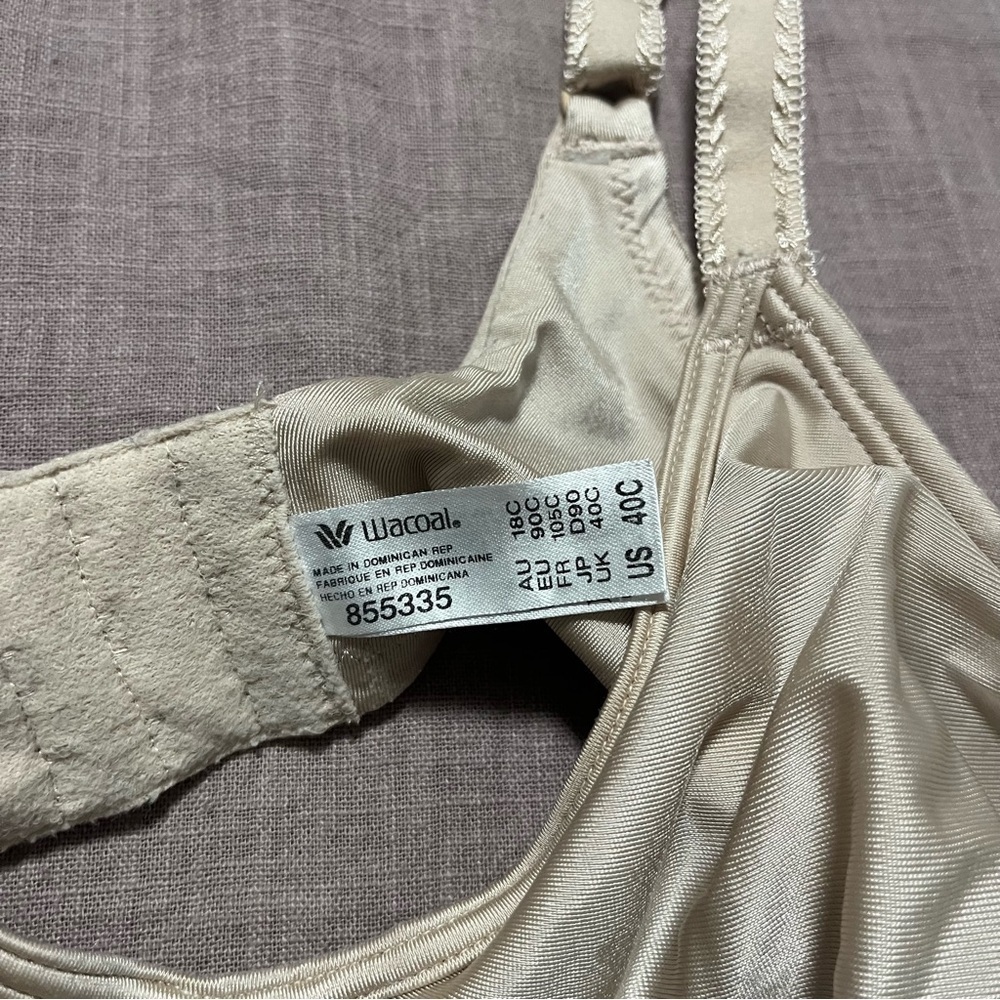 Wacoal Cream Lace Details Size 40C Women's Bra Super Soft barely worn - Picture 4 of 6